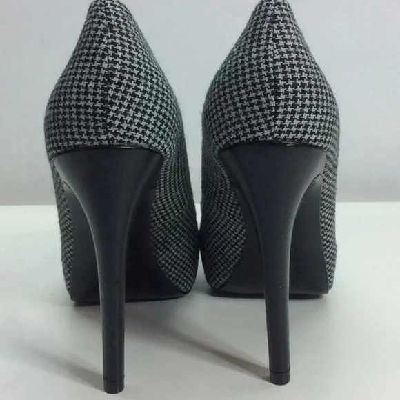 Charles by Charles David Houndstooth Heels - Picture 7 of 10